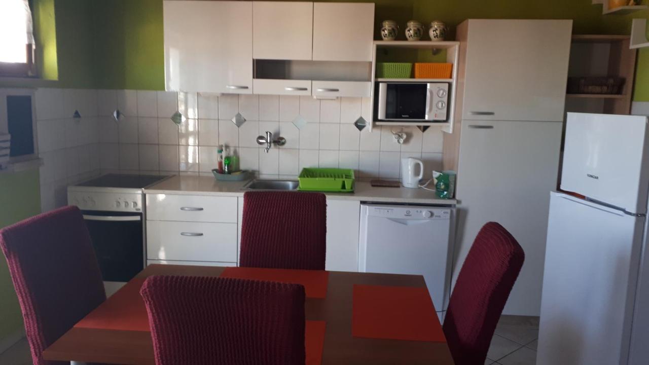 Apartmani Leko Mirjana Башка-Вода Экстерьер фото